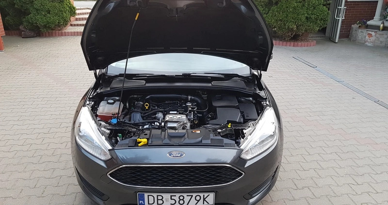 Ford Focus cena 36500 przebieg: 131000, rok produkcji 2017 z Strzegom małe 742